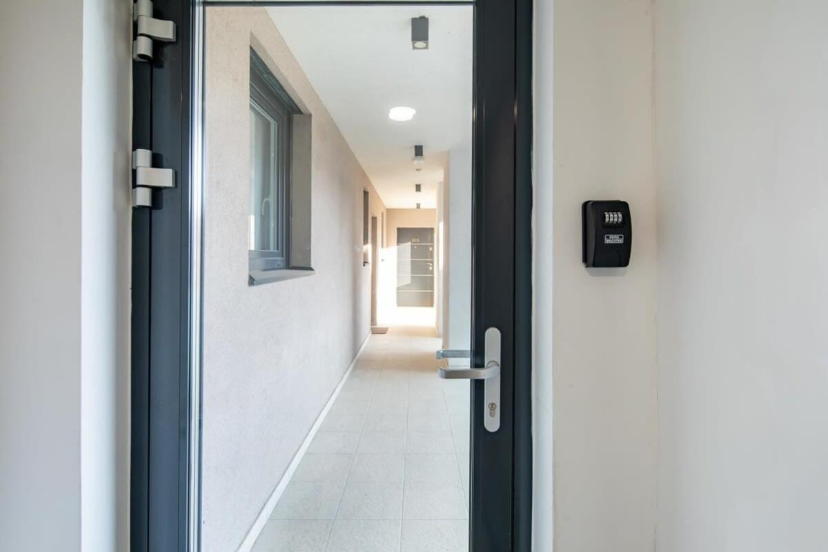 Cute With Balcony Apartment Budapest